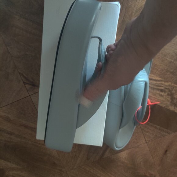 Balenciaga sandals size 42 New (12) - Picture 2 of 3